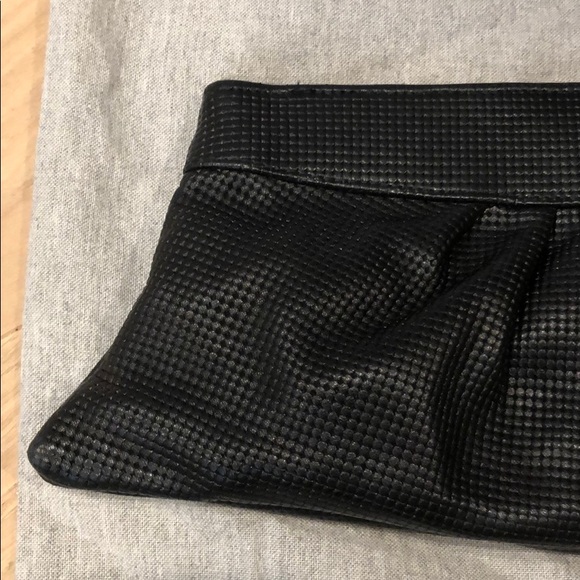 Lauren Merkin Black Pebble Leather clutch - Picture 4 of 9